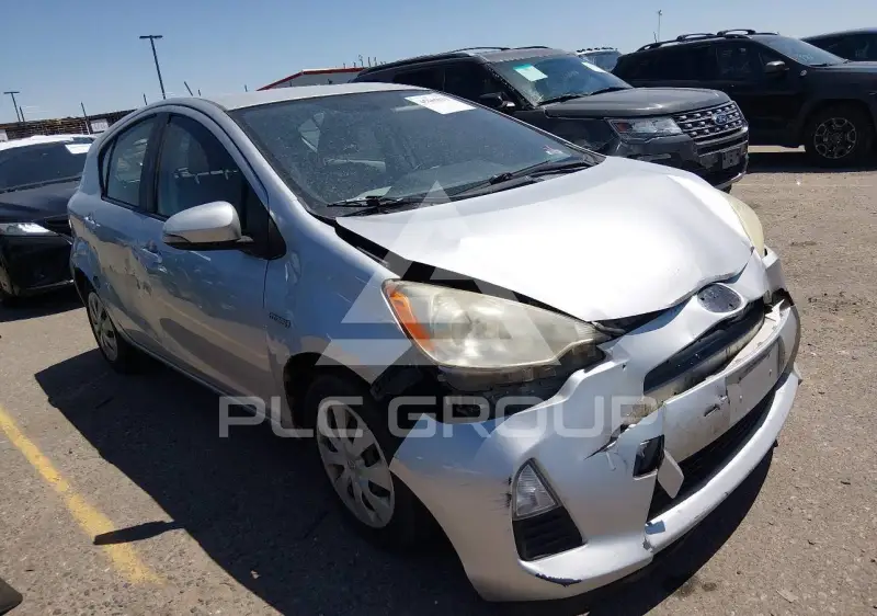 2012 Toyota PRIUS фото