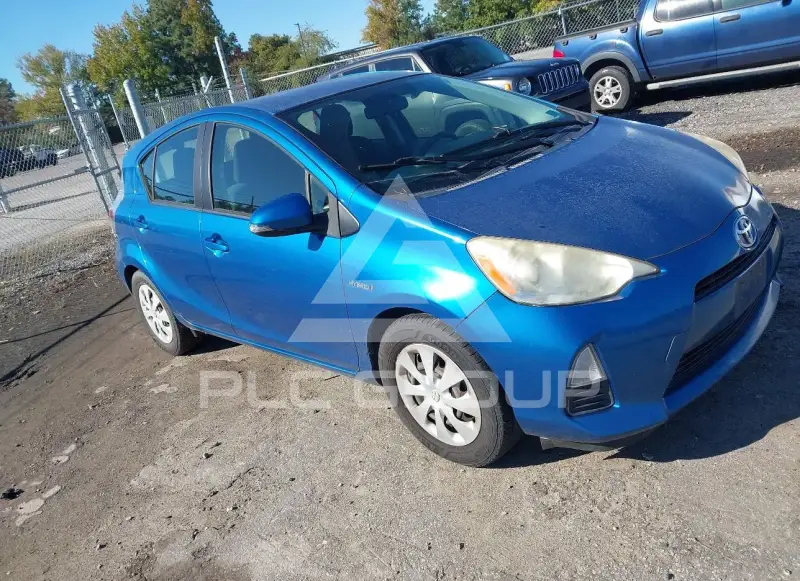 2012 Toyota PRIUS фото