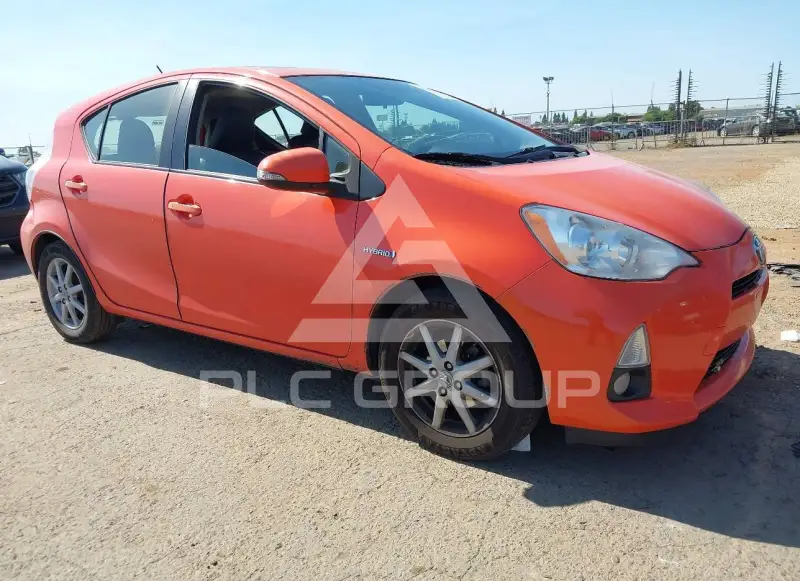2012 Toyota PRIUS фото