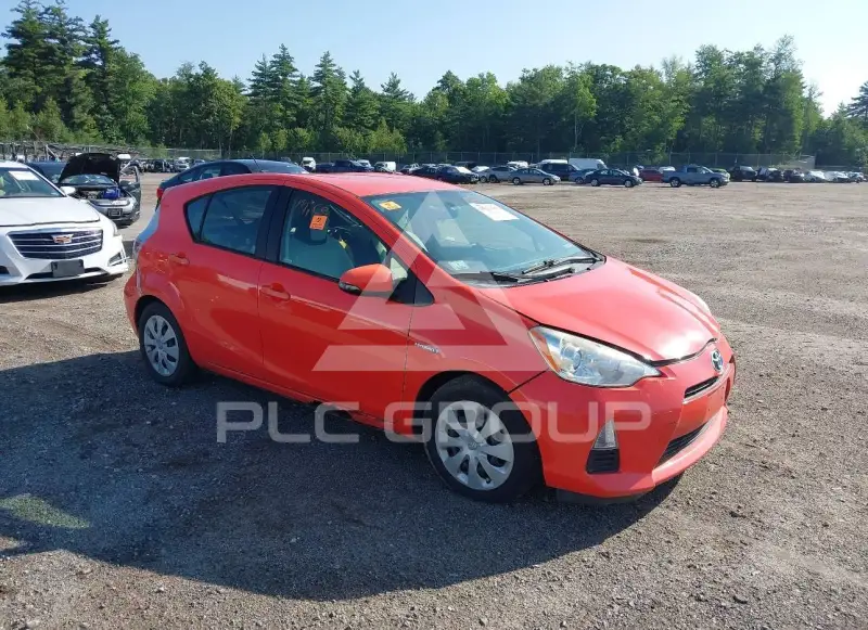2012 Toyota PRIUS фото