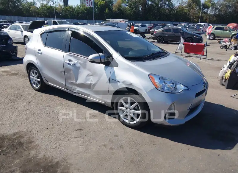 2012 Toyota PRIUS фото