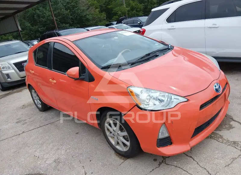 2012 Toyota PRIUS фото
