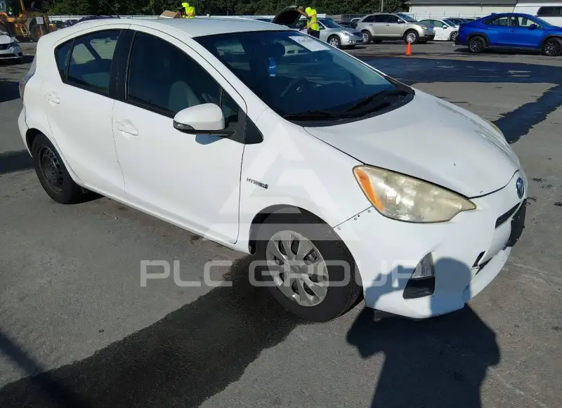 2012 Toyota PRIUS фото