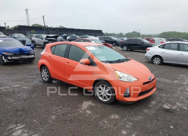 2012 Toyota PRIUS фото