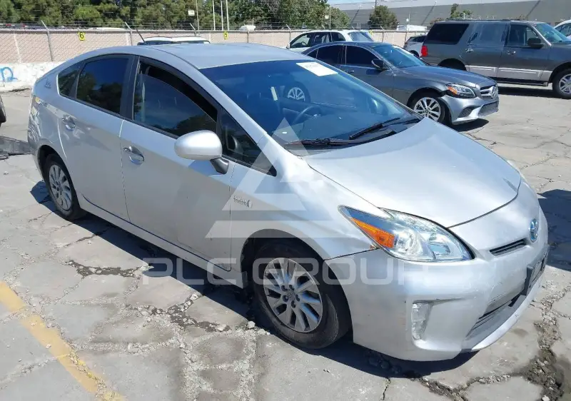 2012 Toyota PRIUS photo