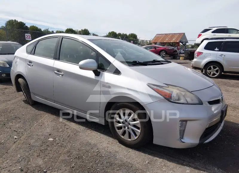 2012 Toyota PRIUS фото
