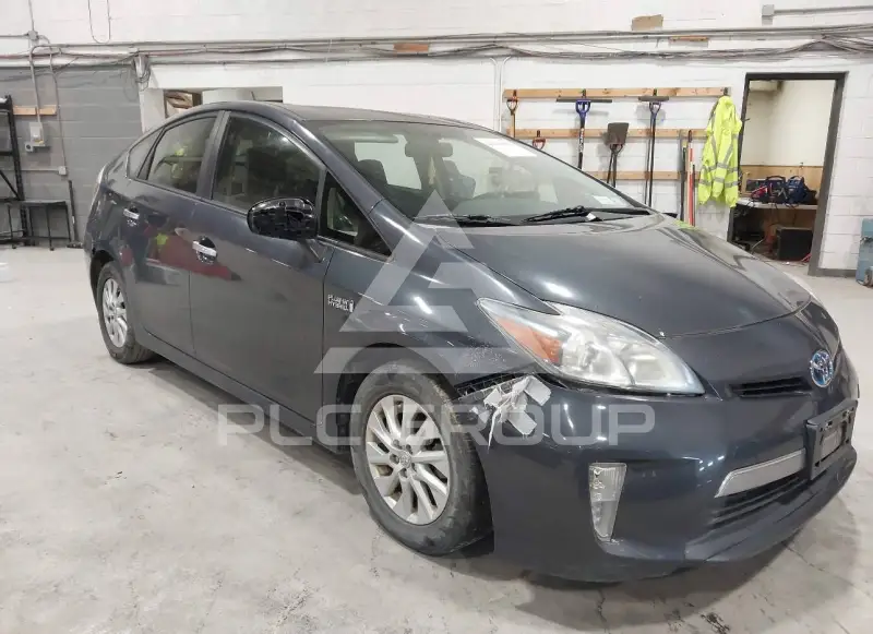 2012 Toyota PRIUS фото