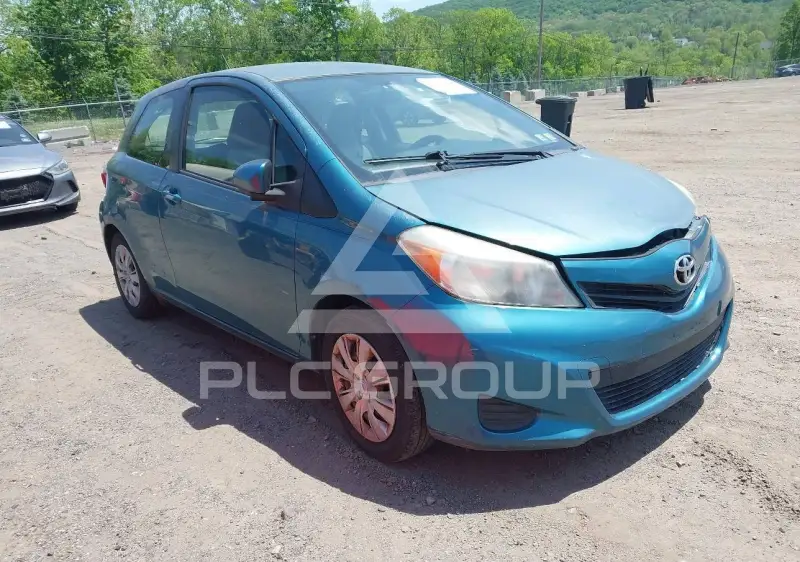 2012 Toyota YARIS фото