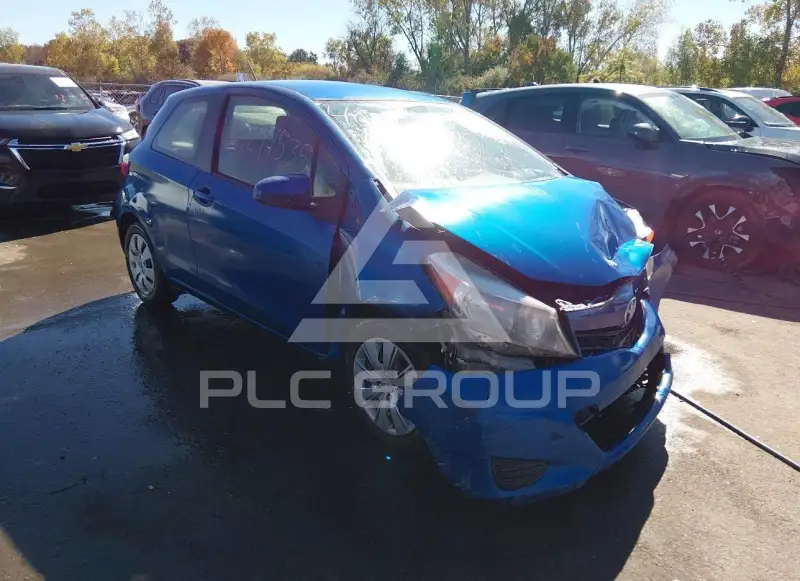 2012 Toyota YARIS фото