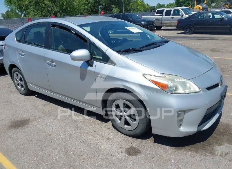 2012 Toyota PRIUS фото