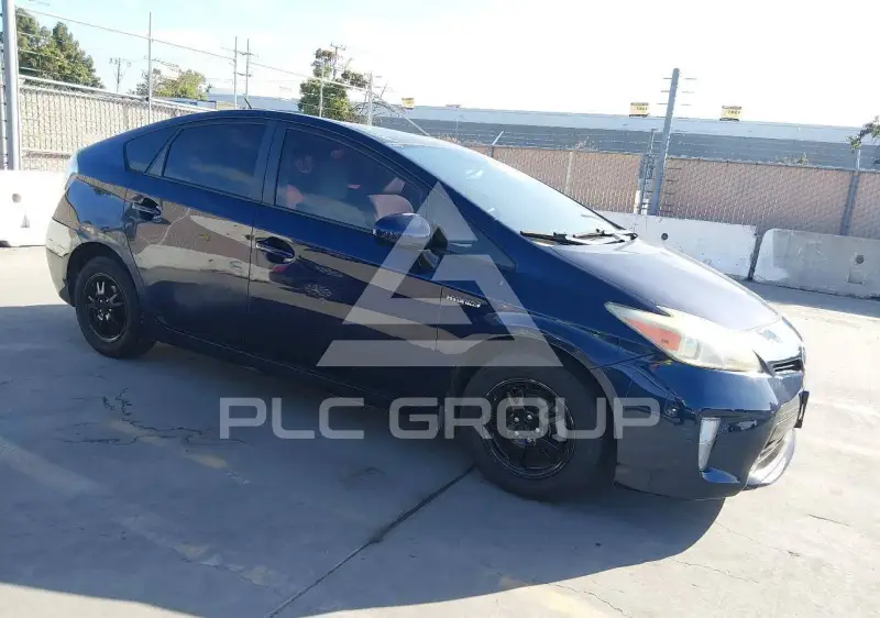 2012 Toyota PRIUS фото