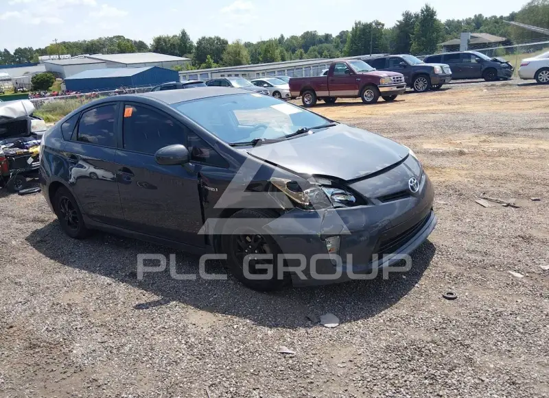 2012 Toyota PRIUS фото