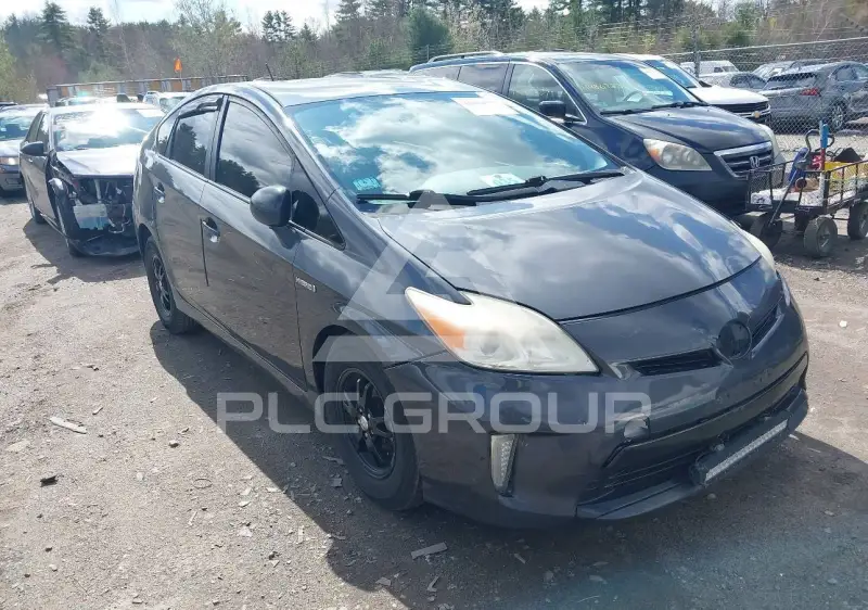 2012 Toyota PRIUS фото