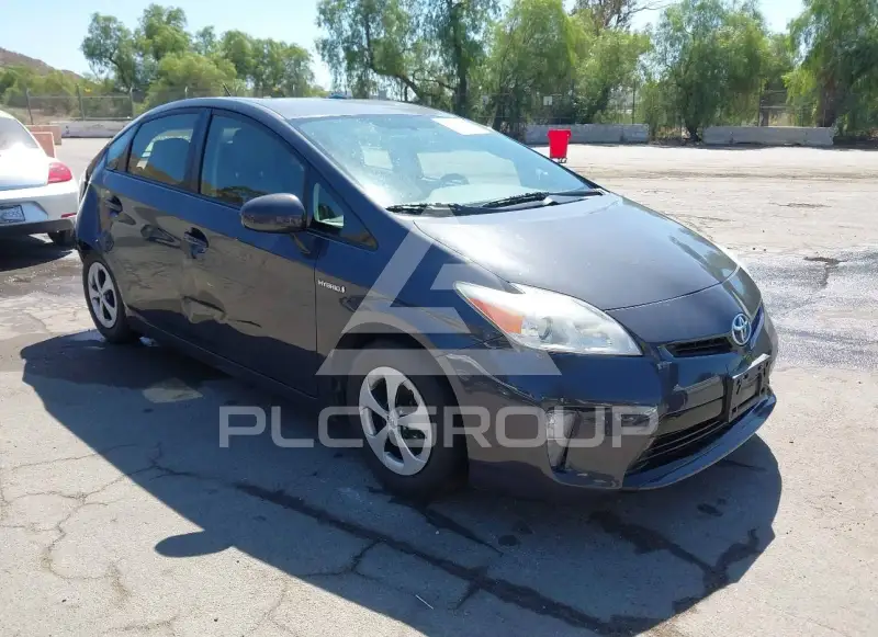 2012 Toyota PRIUS фото