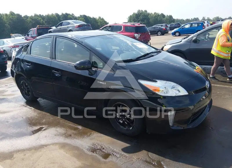 2012 Toyota PRIUS фото