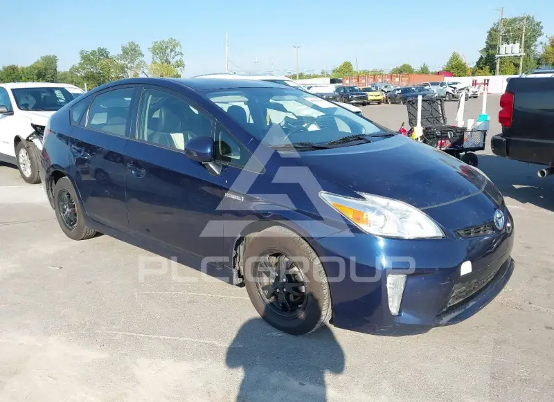 2012 Toyota PRIUS фото
