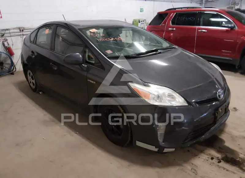 2012 Toyota PRIUS фото