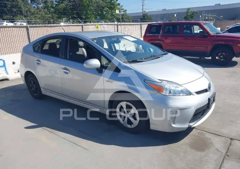 2012 Toyota PRIUS фото