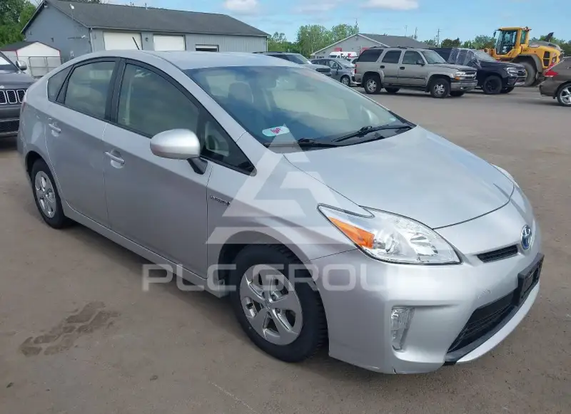 2012 Toyota PRIUS фото