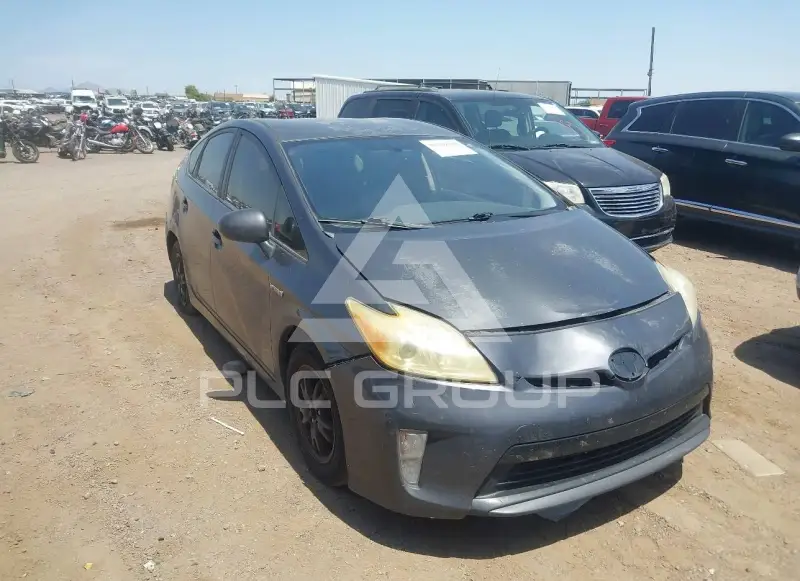 2012 Toyota PRIUS фото
