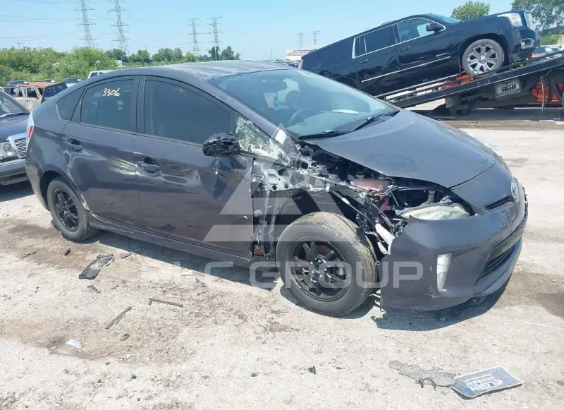 2012 Toyota PRIUS фото