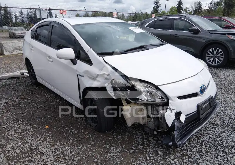 2012 Toyota PRIUS фото