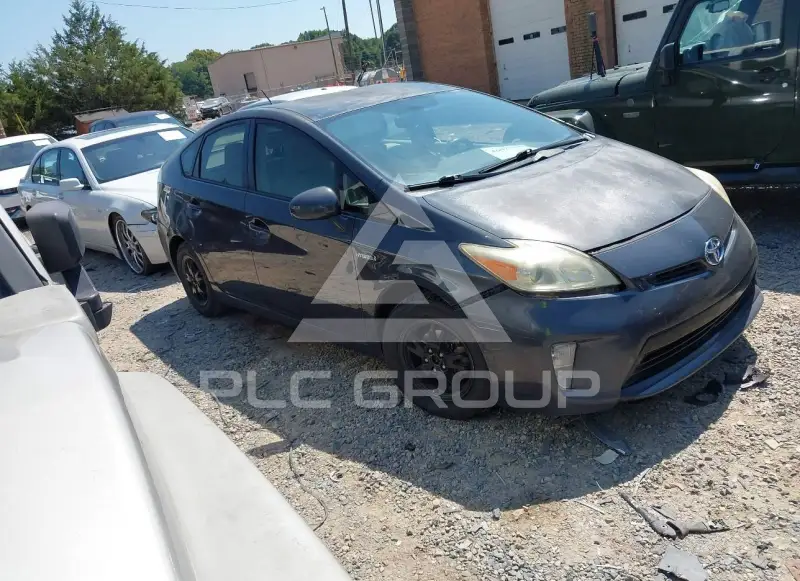 2012 Toyota PRIUS фото