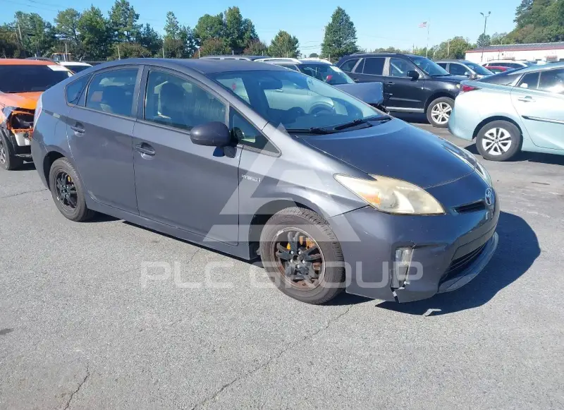2012 Toyota PRIUS фото