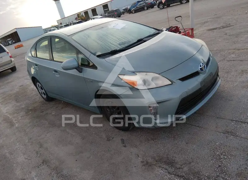 2012 Toyota PRIUS фото