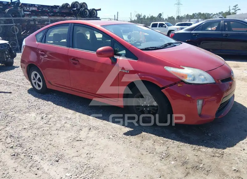 2012 Toyota PRIUS фото