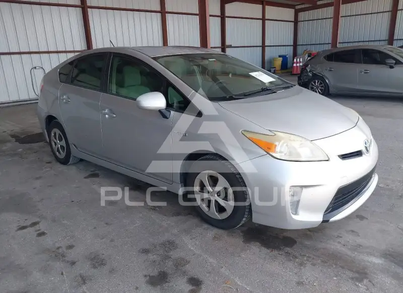 2012 Toyota PRIUS фото