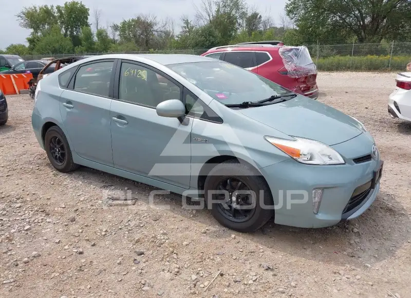 2012 Toyota PRIUS фото