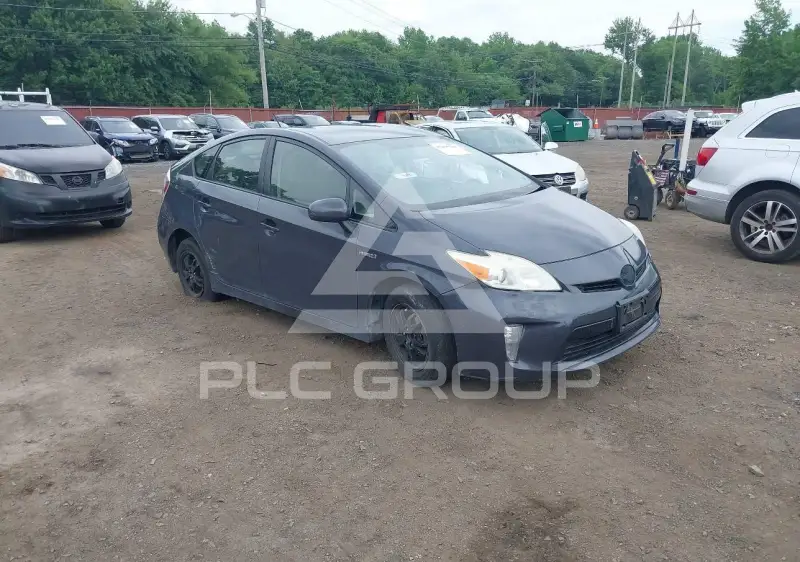 2012 Toyota PRIUS фото