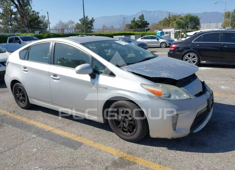 2012 Toyota PRIUS фото