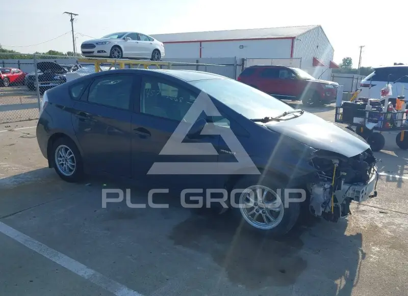 2012 Toyota PRIUS фото