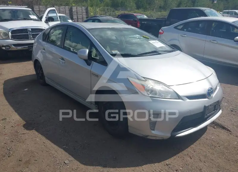 2012 Toyota PRIUS фото