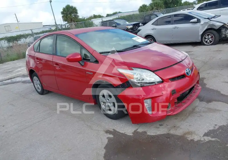 2012 Toyota PRIUS фото