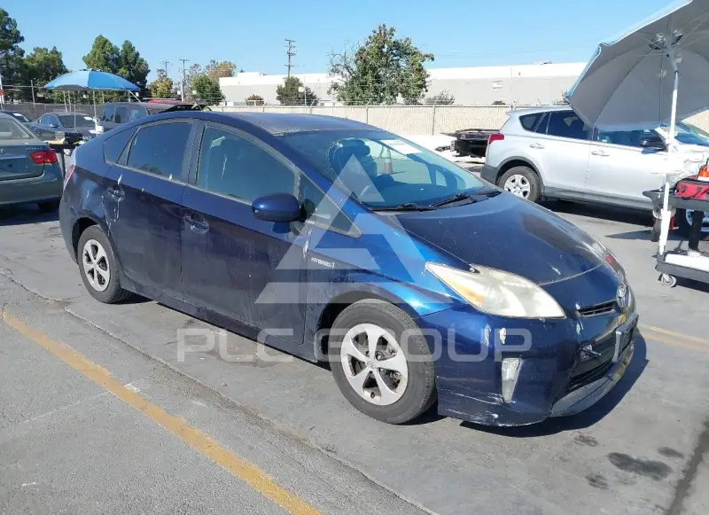 2012 Toyota PRIUS фото