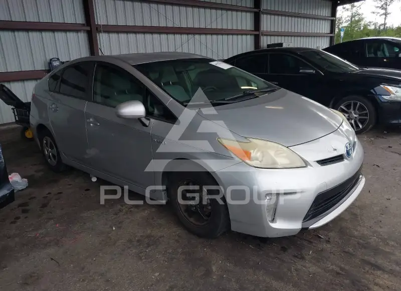 2012 Toyota PRIUS фото