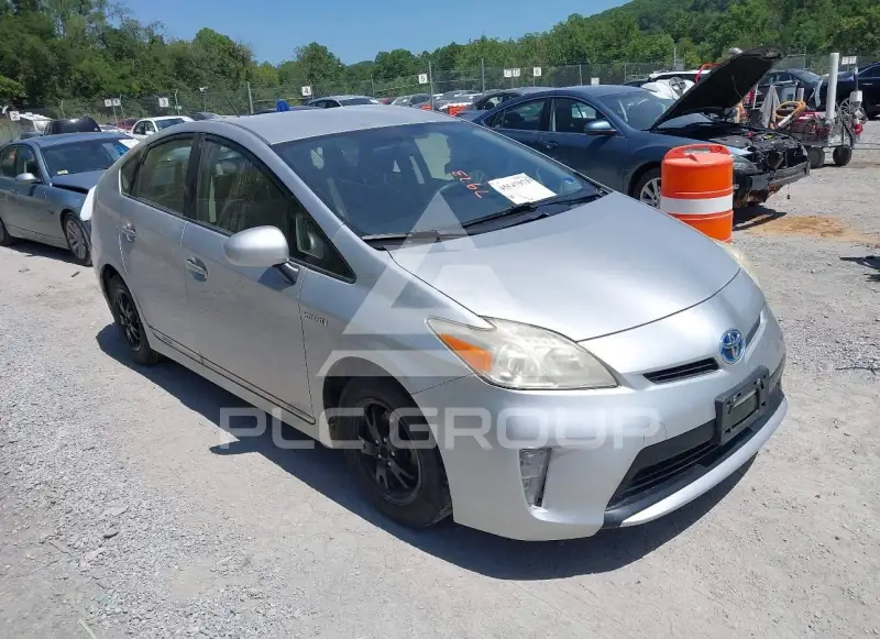 2012 Toyota PRIUS фото