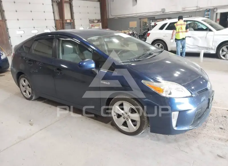 2012 Toyota PRIUS photo