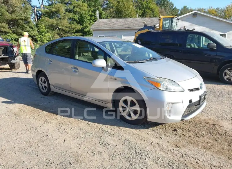 2012 Toyota PRIUS фото