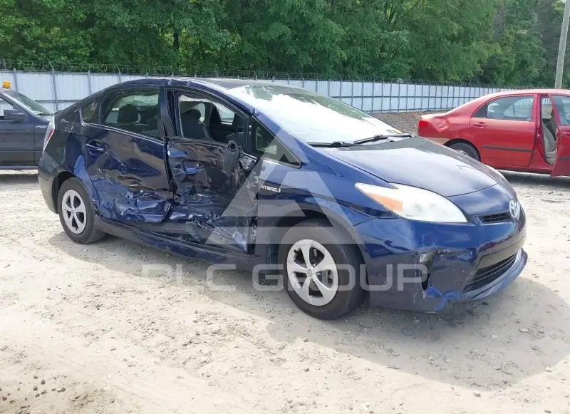 2012 Toyota PRIUS фото