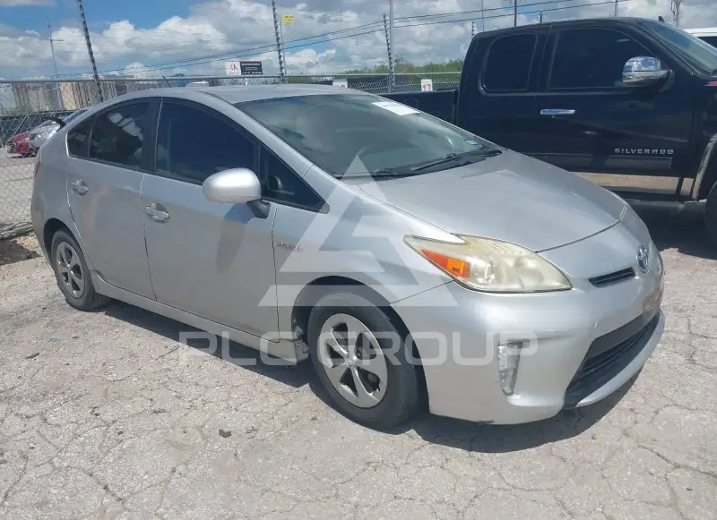 2012 Toyota PRIUS фото