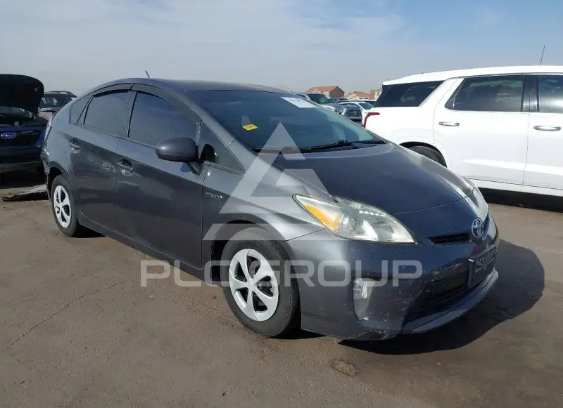 2012 Toyota PRIUS фото