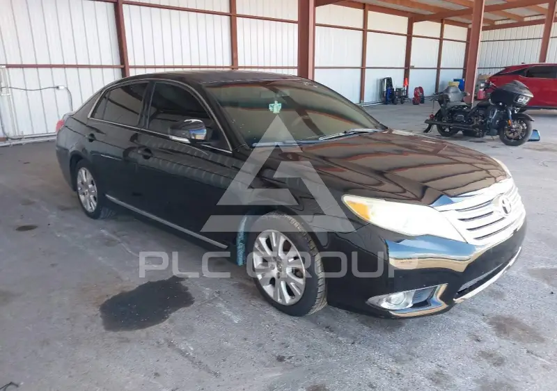 2012 Toyota AVALON фото