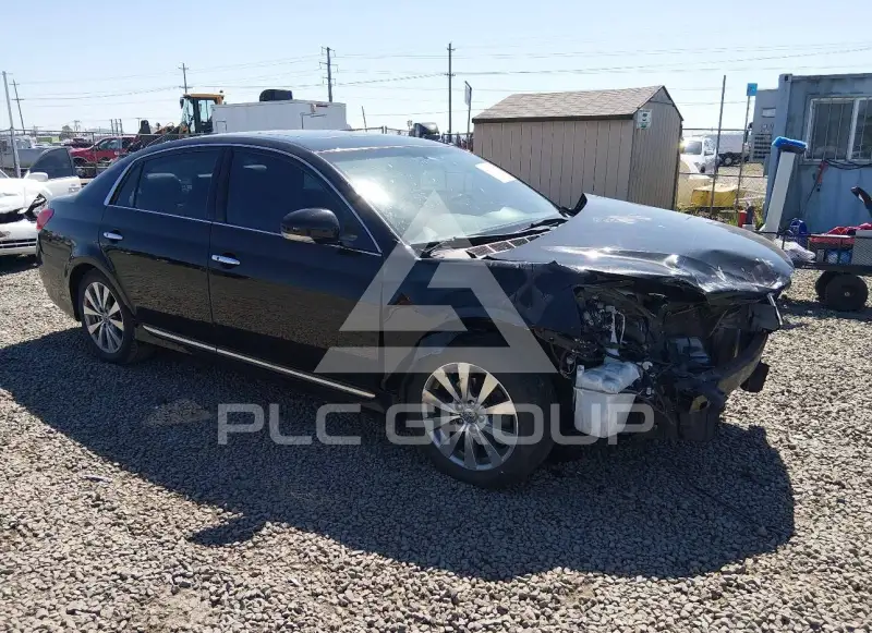 2012 Toyota AVALON фото