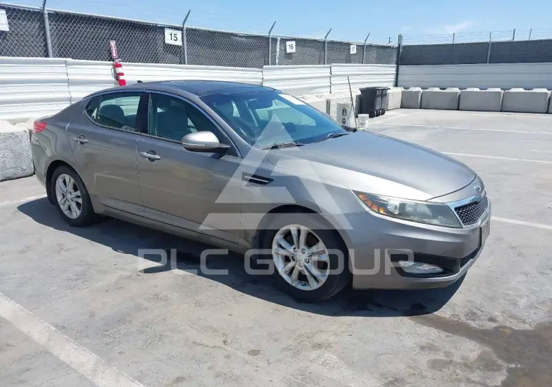 2012 KIA Optima photo