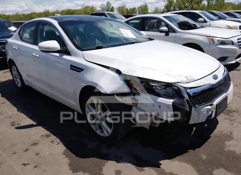 2012 KIA Optima photo
