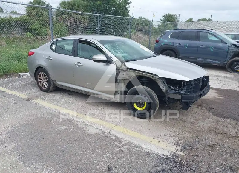 2012 KIA Optima photo